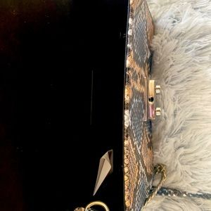 Small cross body purse